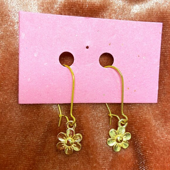 Blooming Flower Charm Earrings - Picture 2 of 2